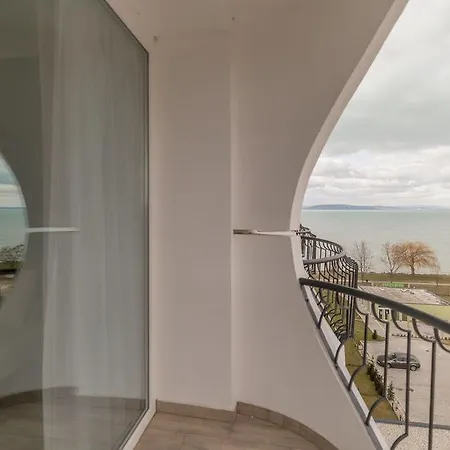 Gold Mandala By Bltn דירה