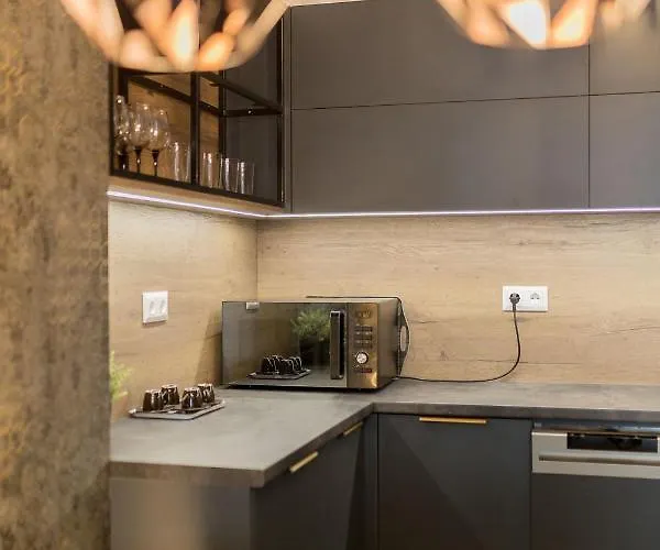 Gold Mandala By Bltn 公寓